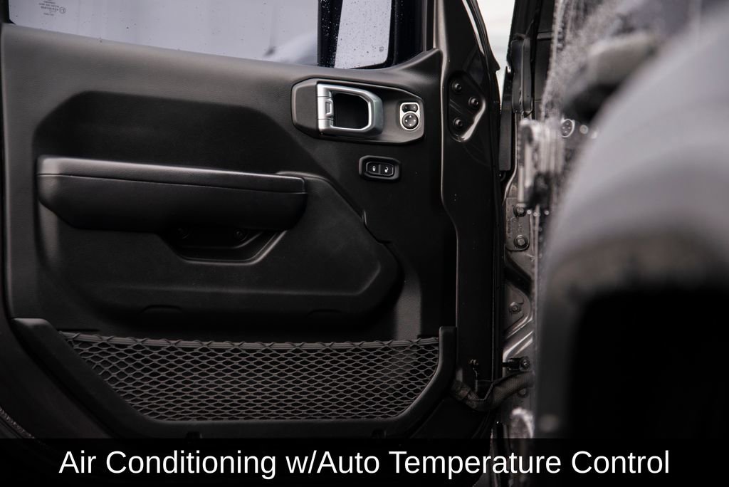 Used 2019 Jeep Wrangler Unlimited Sport image 12