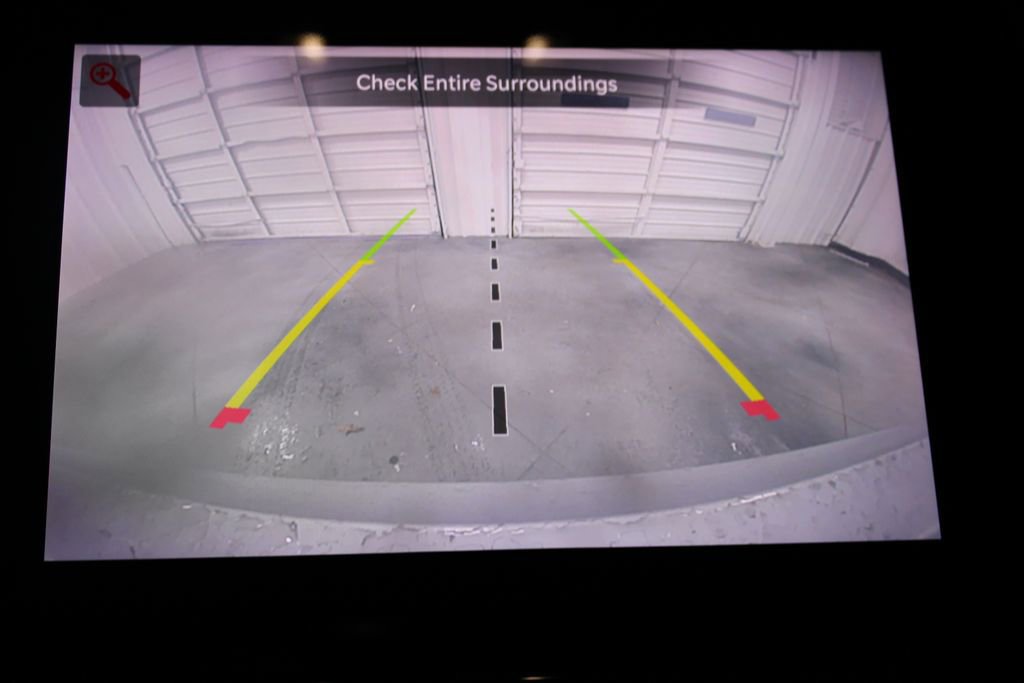 Used 2023 Jeep Wagoneer L Series III w/ Preferred Equipment Group image 71