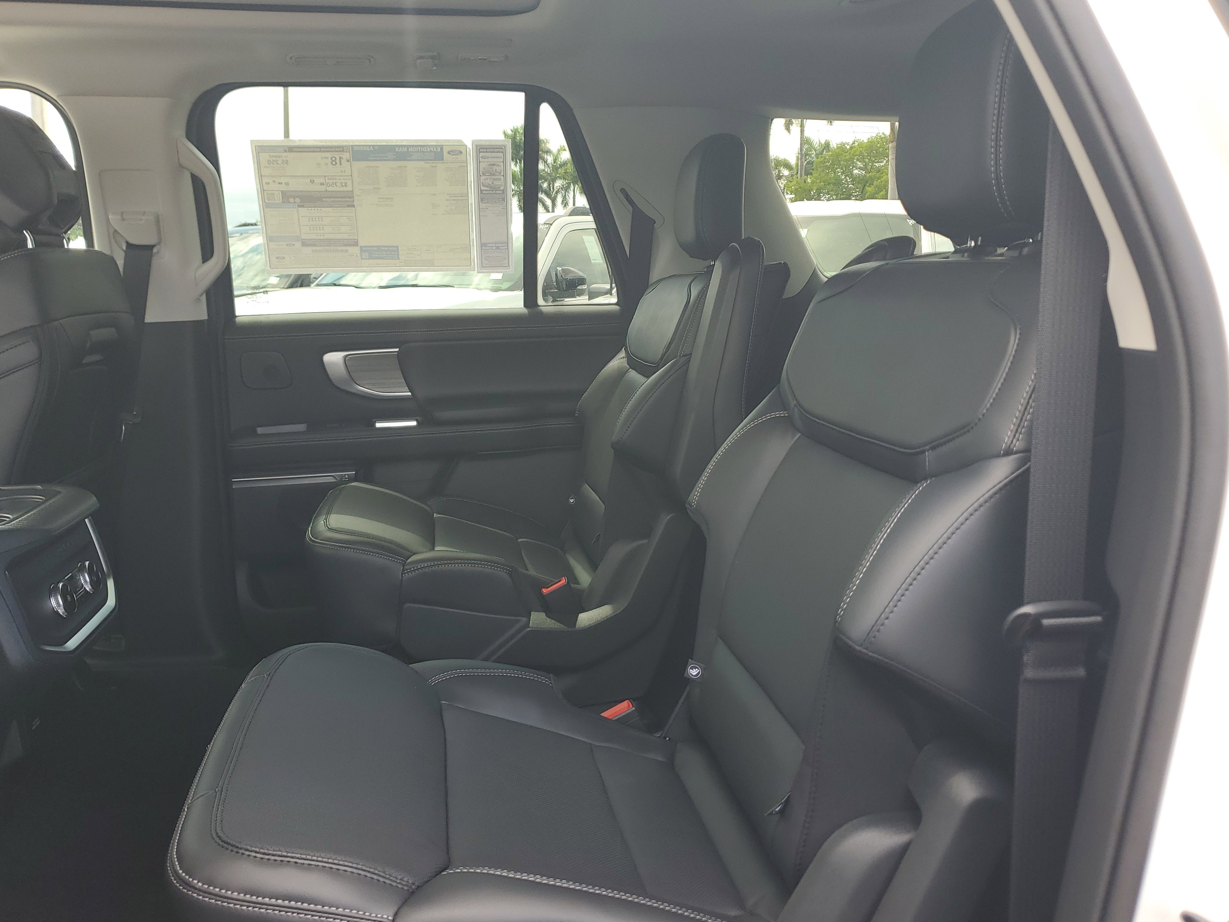 New 2026 Ford Expedition Max Platinum w/ Driver's Package AWD/4WD image 11