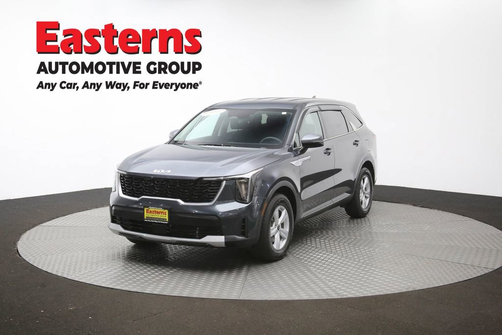 Used 2024 Kia Sorento LX FWD image 55