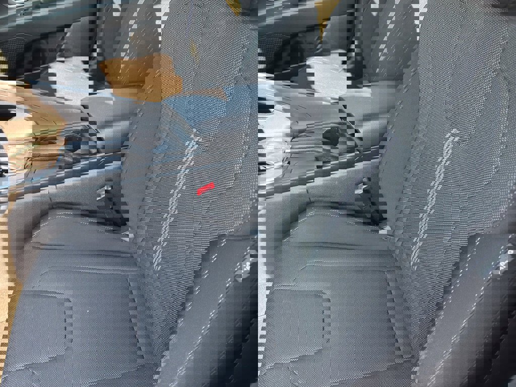 Certified 2024 Hyundai Elantra SE image 13