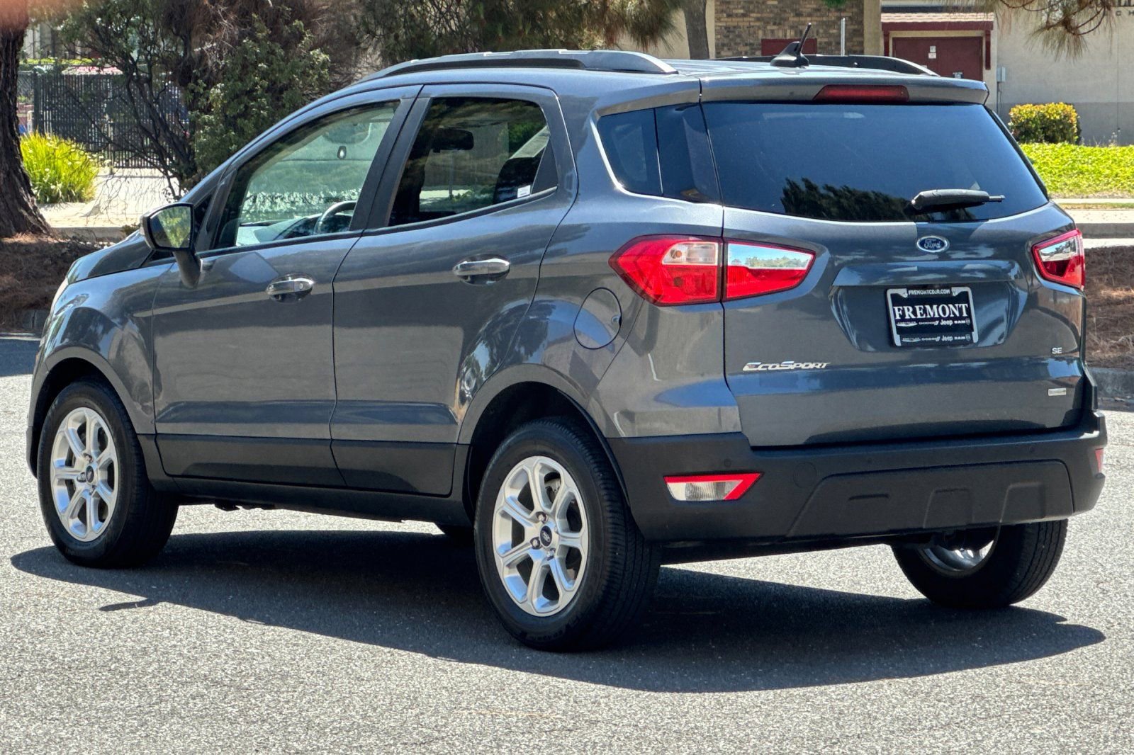 Used 2020 Ford EcoSport SE w/ SE Convenience Package image 5