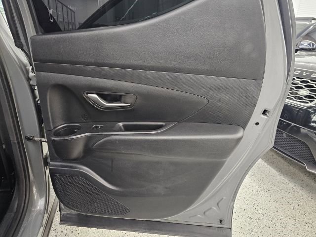 Used 2022 Hyundai Santa Cruz SEL image 28