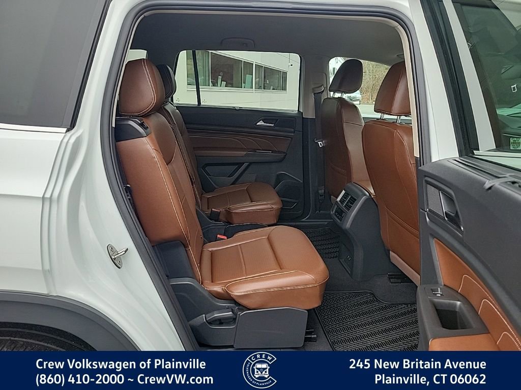 Certified 2023 Volkswagen Atlas SE w/ Black Wheel Package AWD/4WD image 15