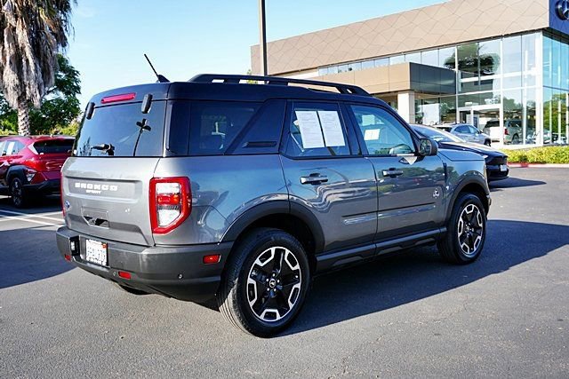 Used 2024 Ford Bronco Sport Outer Banks w/ Tech Package AWD/4WD image 8