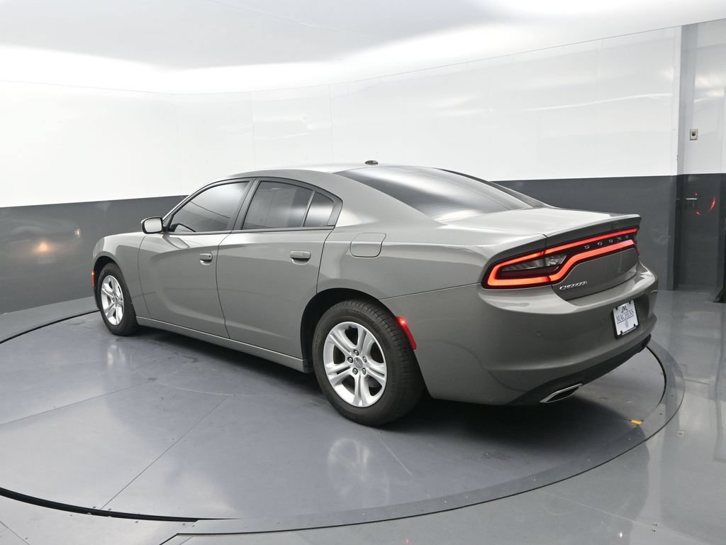 Used 2019 Dodge Charger SXT RWD image 8