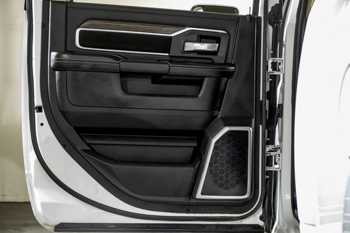 Used 2020 RAM 2500 Laramie image 36