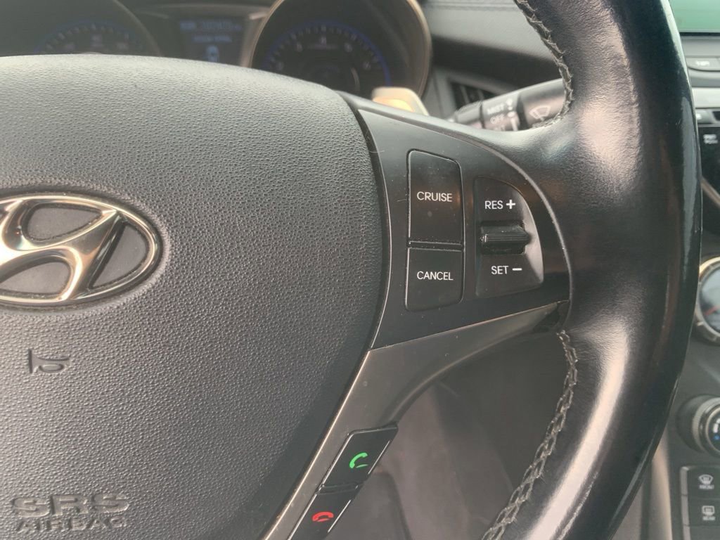 Used 2014 Hyundai Genesis 2.0T image 13