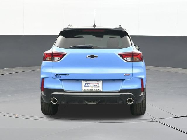 Used 2023 Chevrolet TrailBlazer RS w/ Sun and Liftgate Package FWD image 11