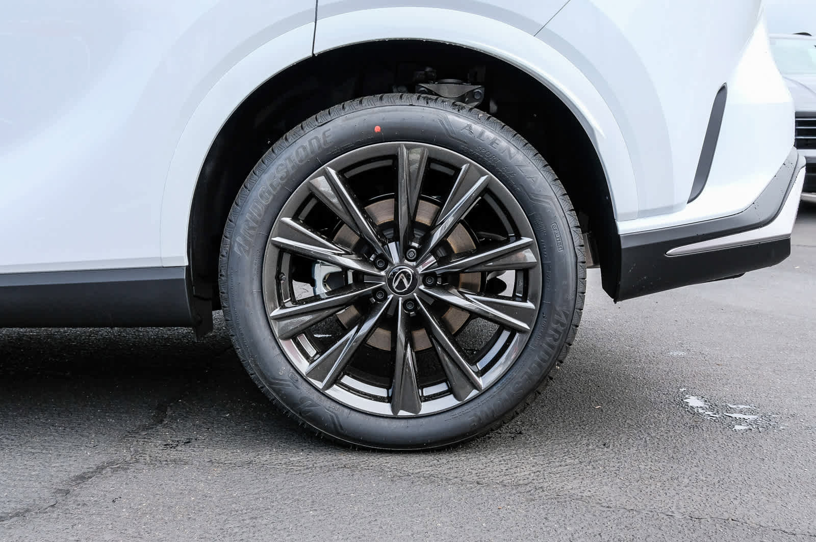 New 2025 Lexus RX 350h image 10