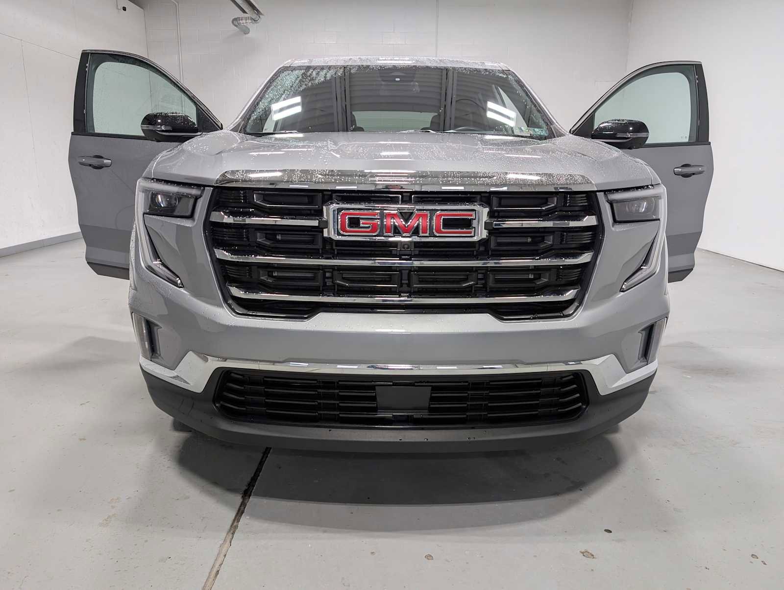 Certified 2024 GMC Acadia Elevation w/ Luxury Package image 15