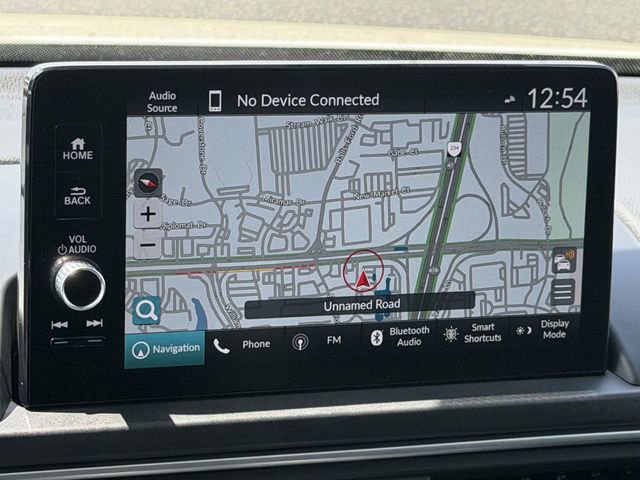 Used 2025 Honda Pilot Touring image 14