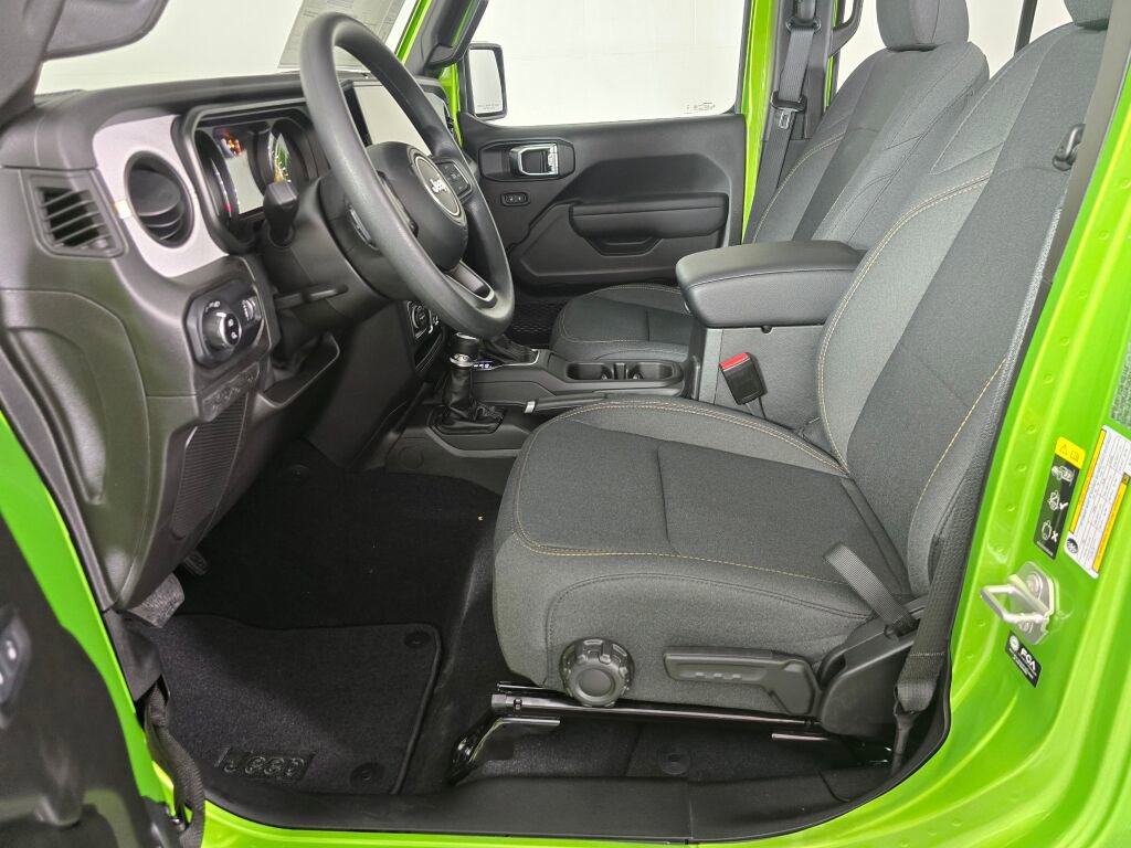 New 2025 Jeep Gladiator Sport image 20