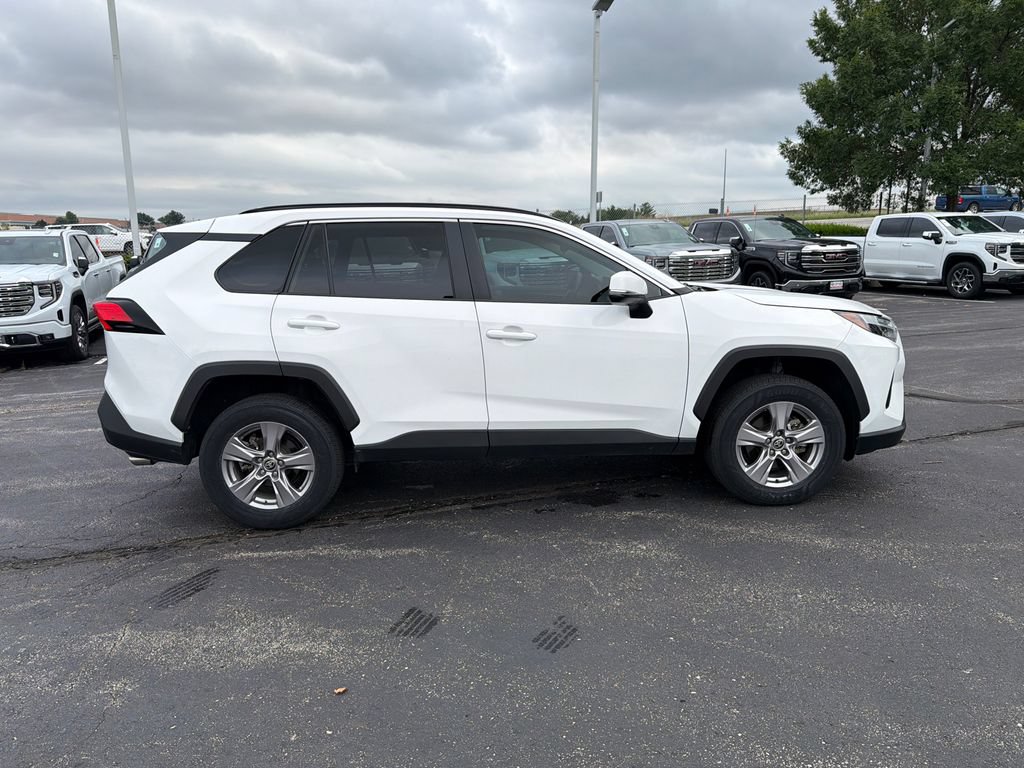 Used 2025 Toyota RAV4 XLE FWD image 4