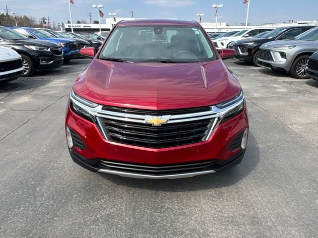 Used 2024 Chevrolet Equinox LT w/ LPO, Floor Liner Package image 2