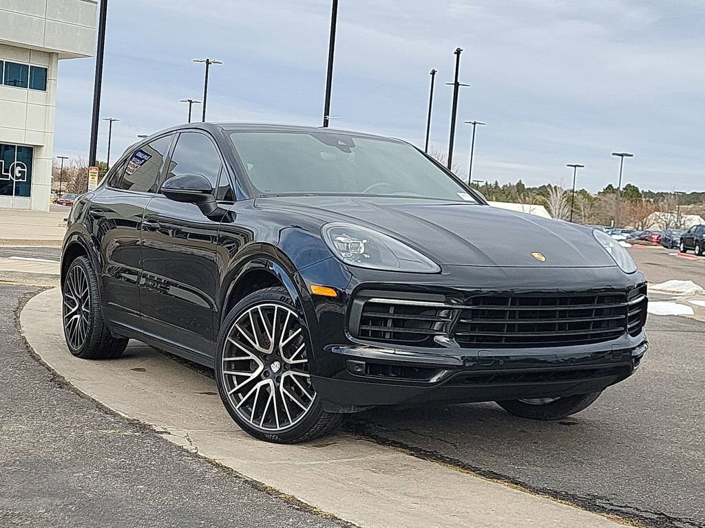 Used 2020 Porsche Cayenne image 2