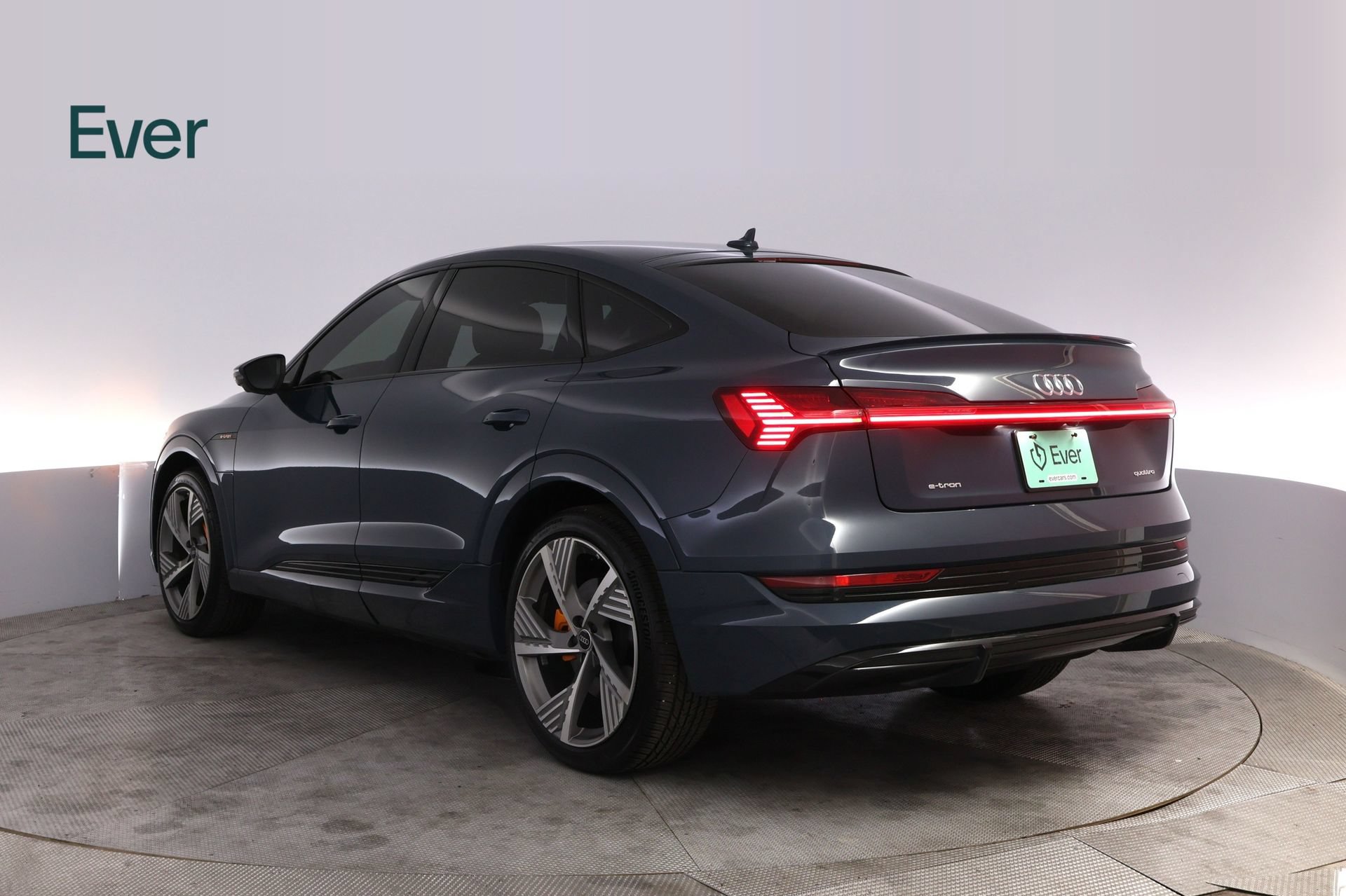 Used 2022 Audi e-tron Prestige AWD/4WD image 17