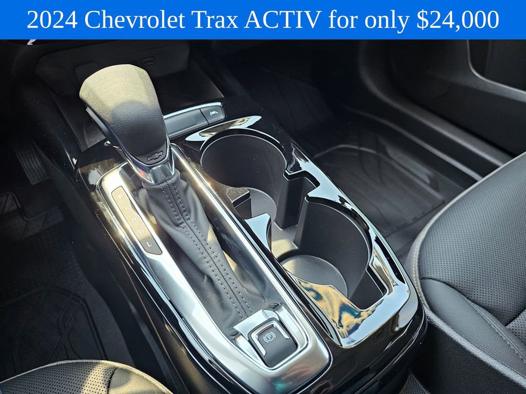 Used 2024 Chevrolet Trax ACTIV w/ Sunroof Package FWD image 23