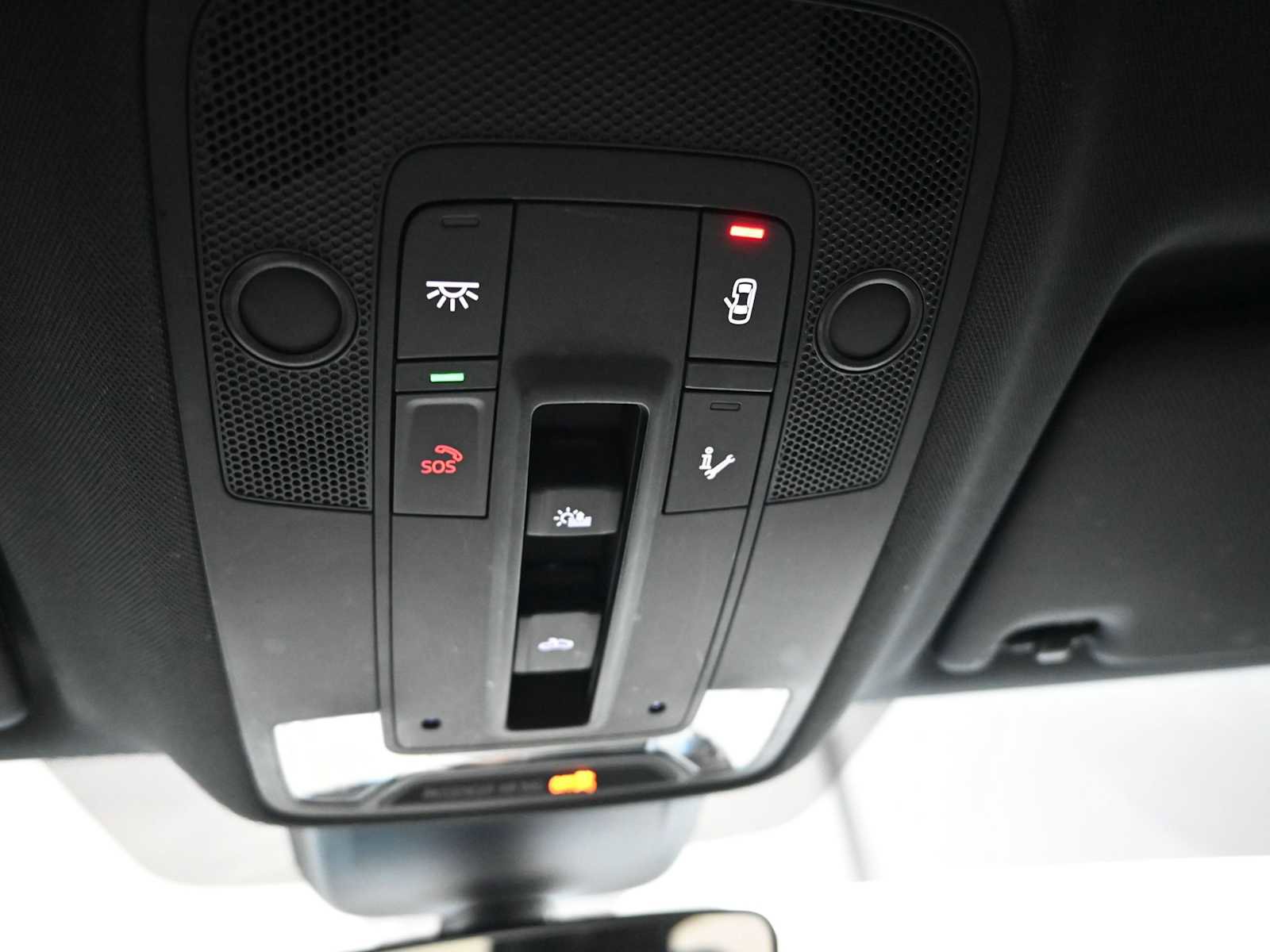 Used 2022 Audi Q3 2.0T Premium image 18