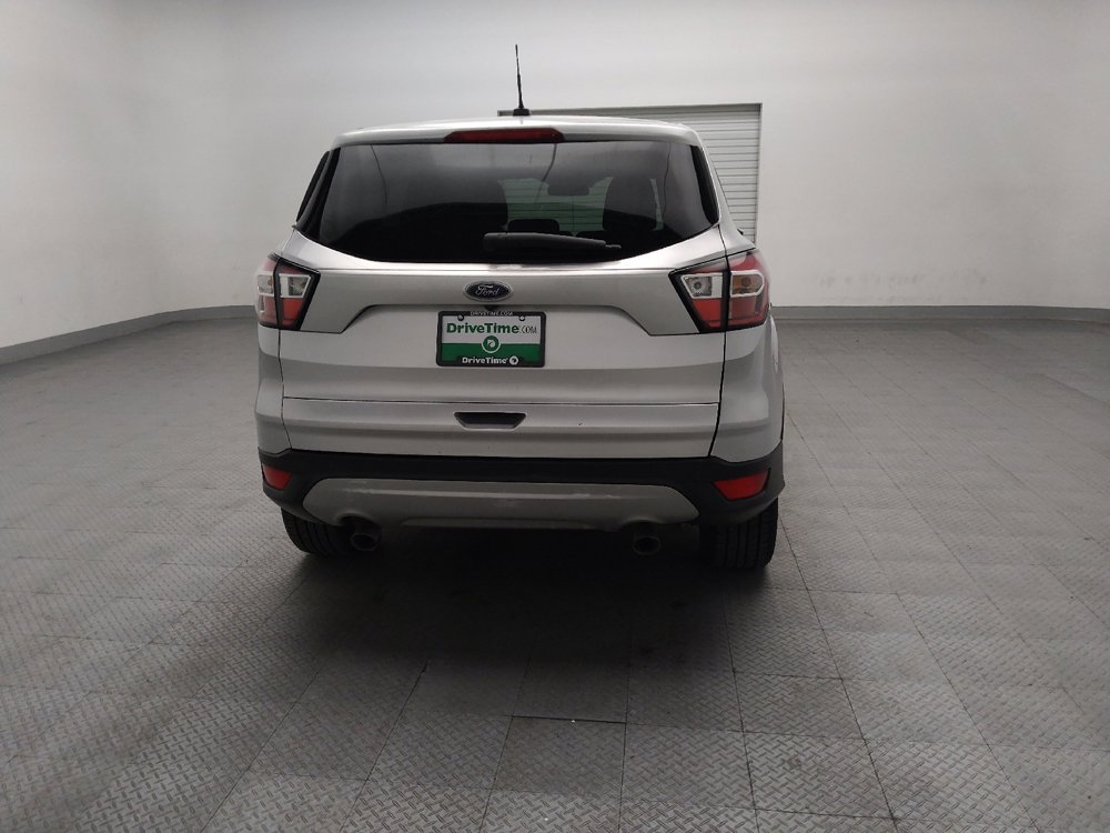 Used 2017 Ford Escape SE FWD image 7