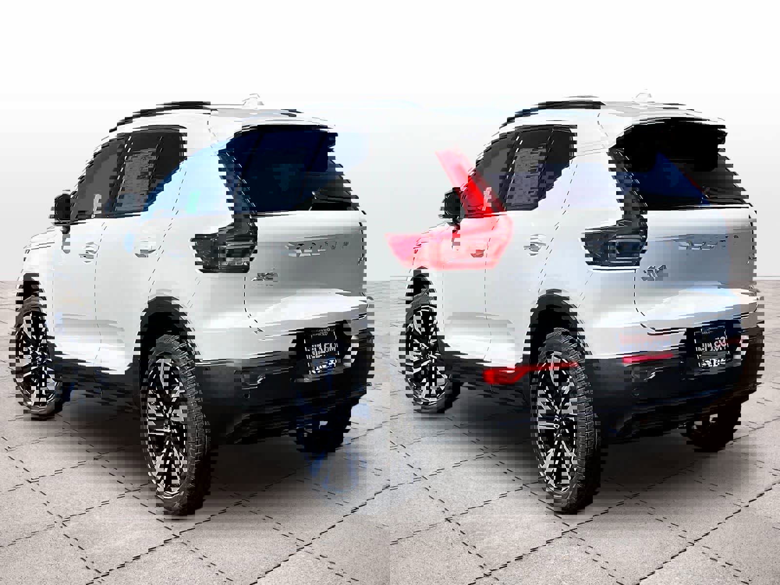 New 2026 Volvo XC40 B5 Ultra w/ Climate Package image 3