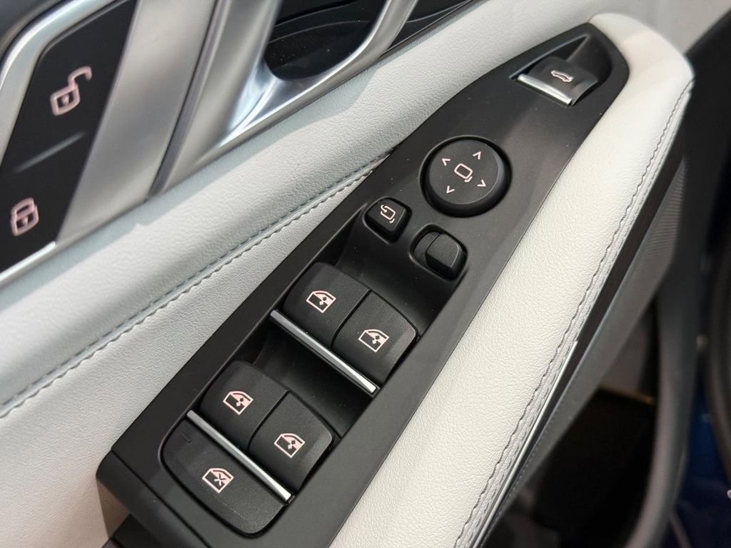 New 2026 BMW X5 xDrive40i w/ Executive Package image 16