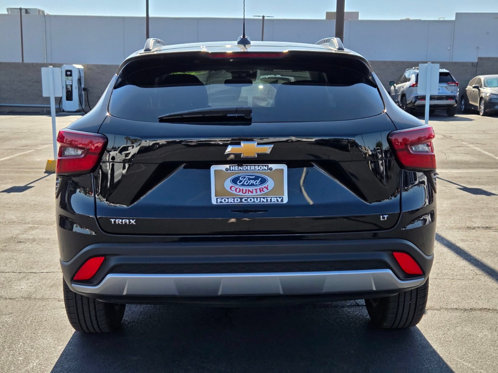 Used 2025 Chevrolet Trax LT FWD image 5