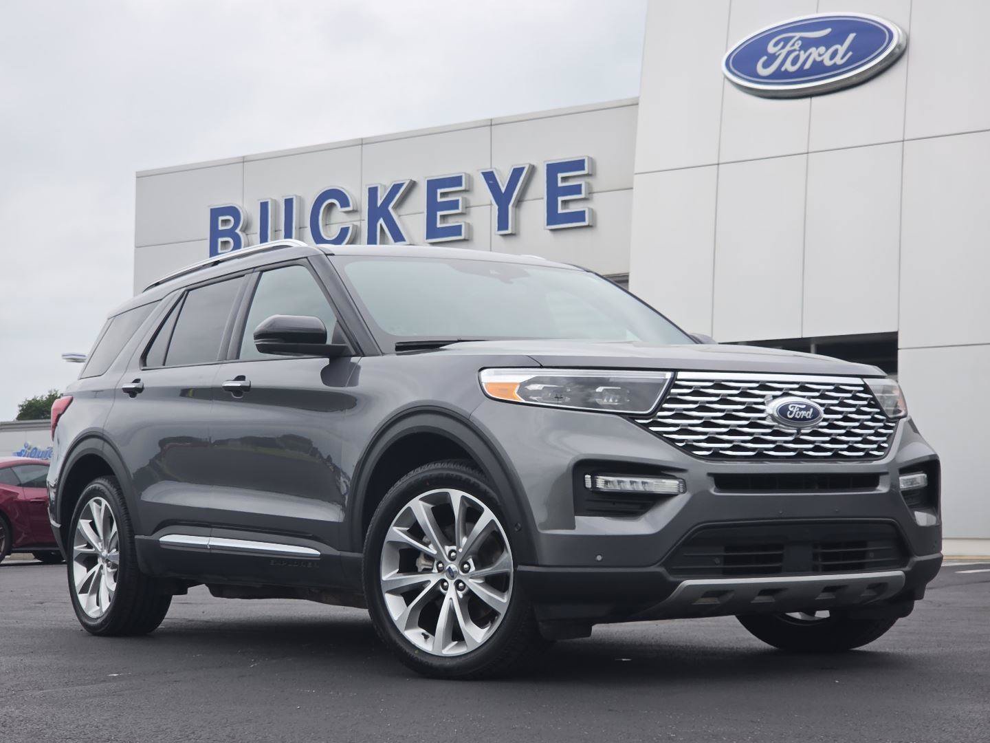 Used 2021 Ford Explorer Platinum w/ Equipment Group 601A AWD/4WD image 2