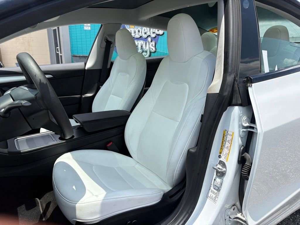 Used 2023 Tesla Model 3 Performance AWD/4WD image 9