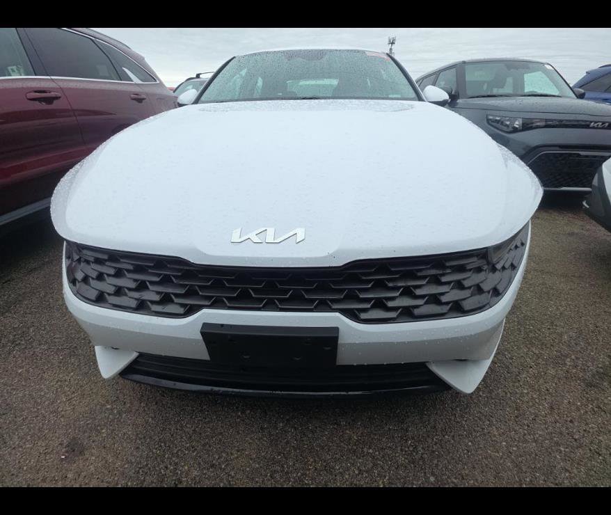 Used 2022 Kia K5 LXS FWD image 8