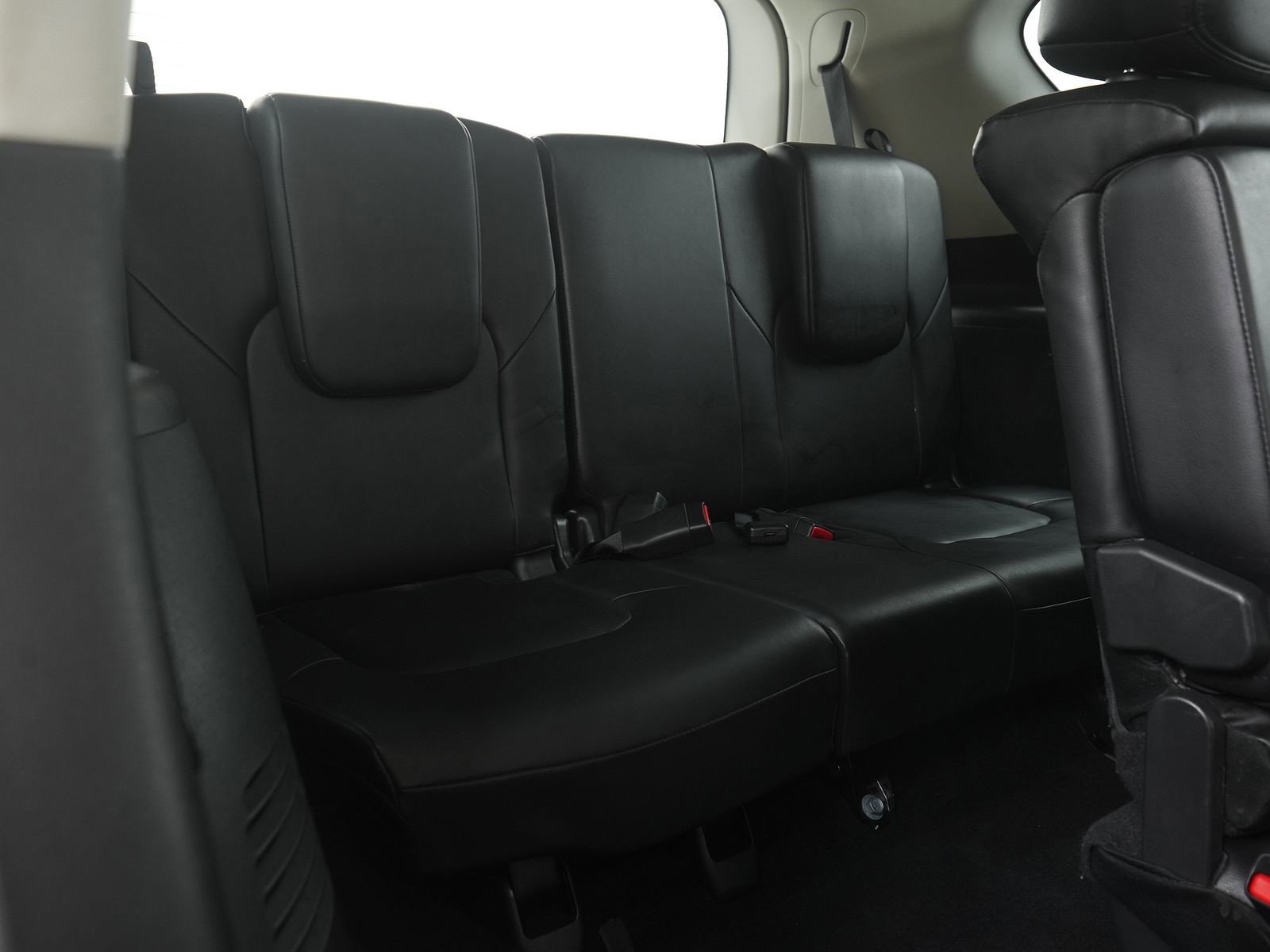 Used 2023 Nissan Armada SL image 17