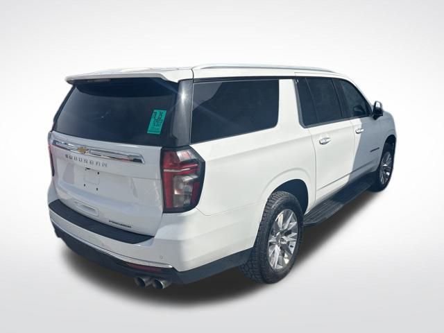 Used 2023 Chevrolet Suburban Premier image 3