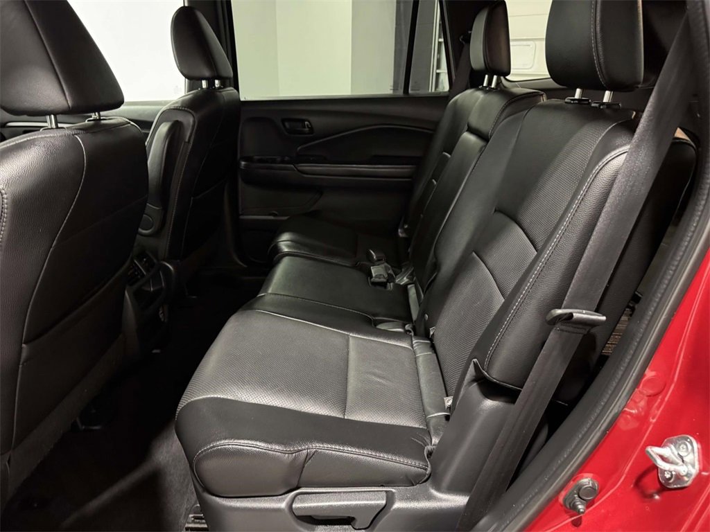 Used 2023 Honda Passport EX-L image 19