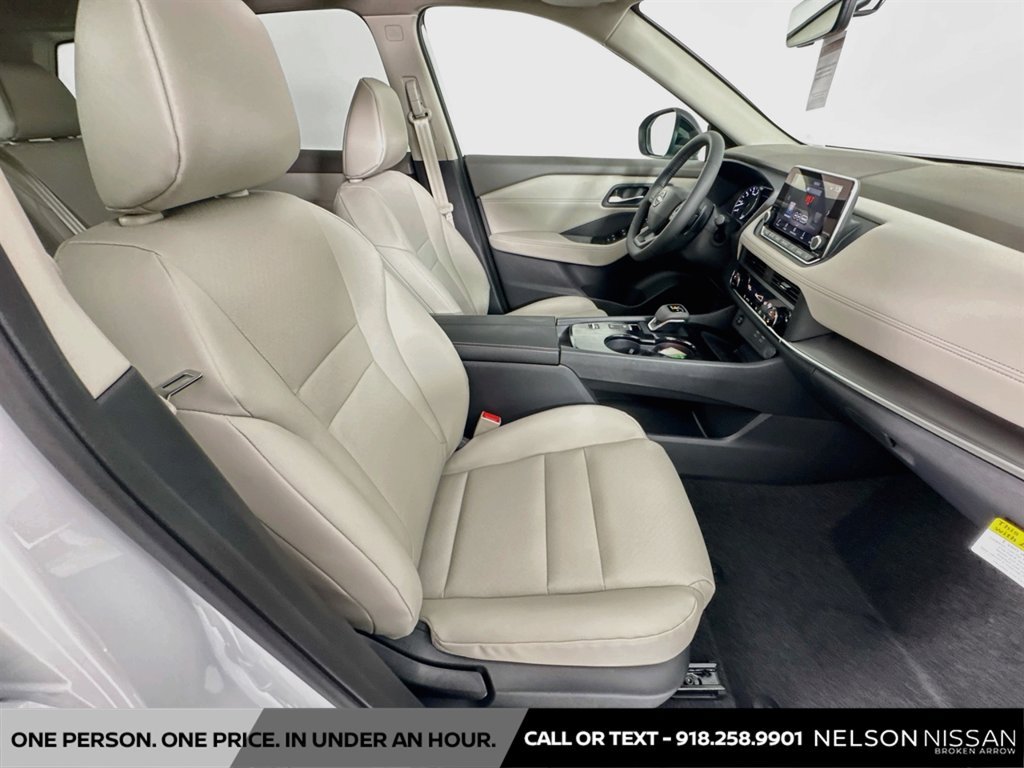 New 2026 Nissan Rogue Dark Armor FWD image 28