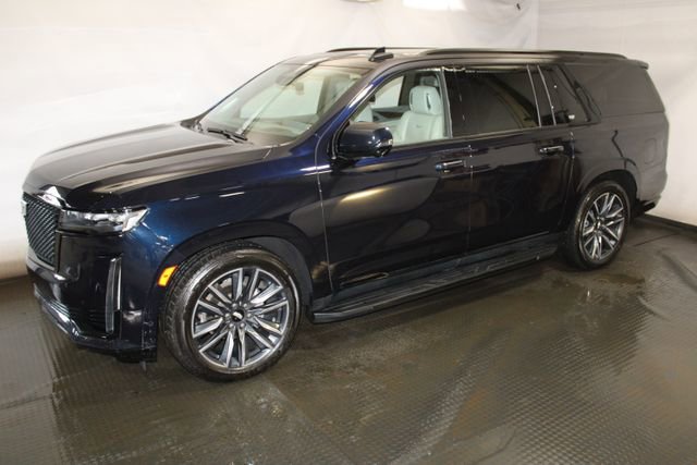 Used 2021 Cadillac Escalade ESV Sport Platinum image 2