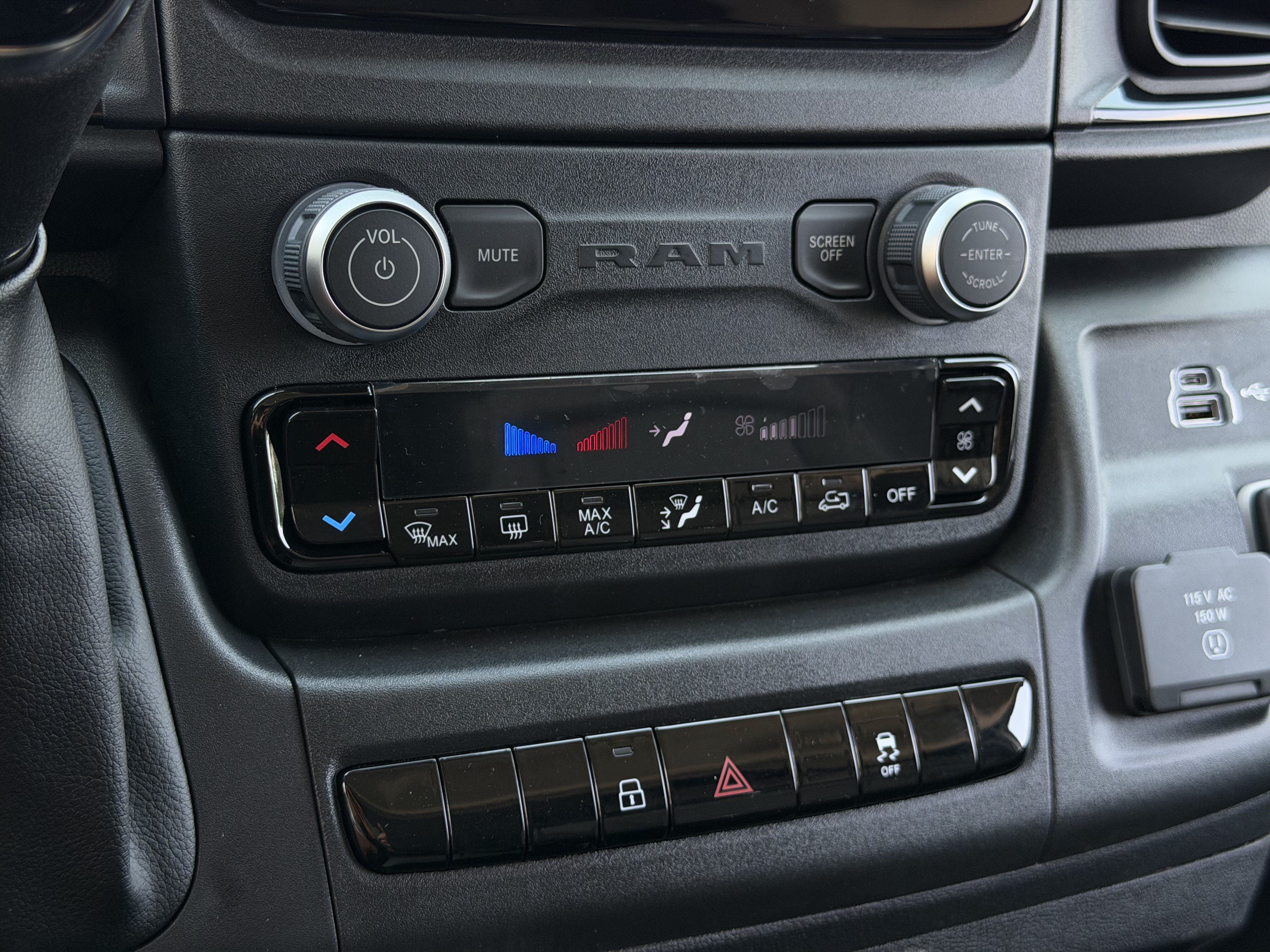New 2026 RAM ProMaster 2500 w/ Convenience Group FWD image 27