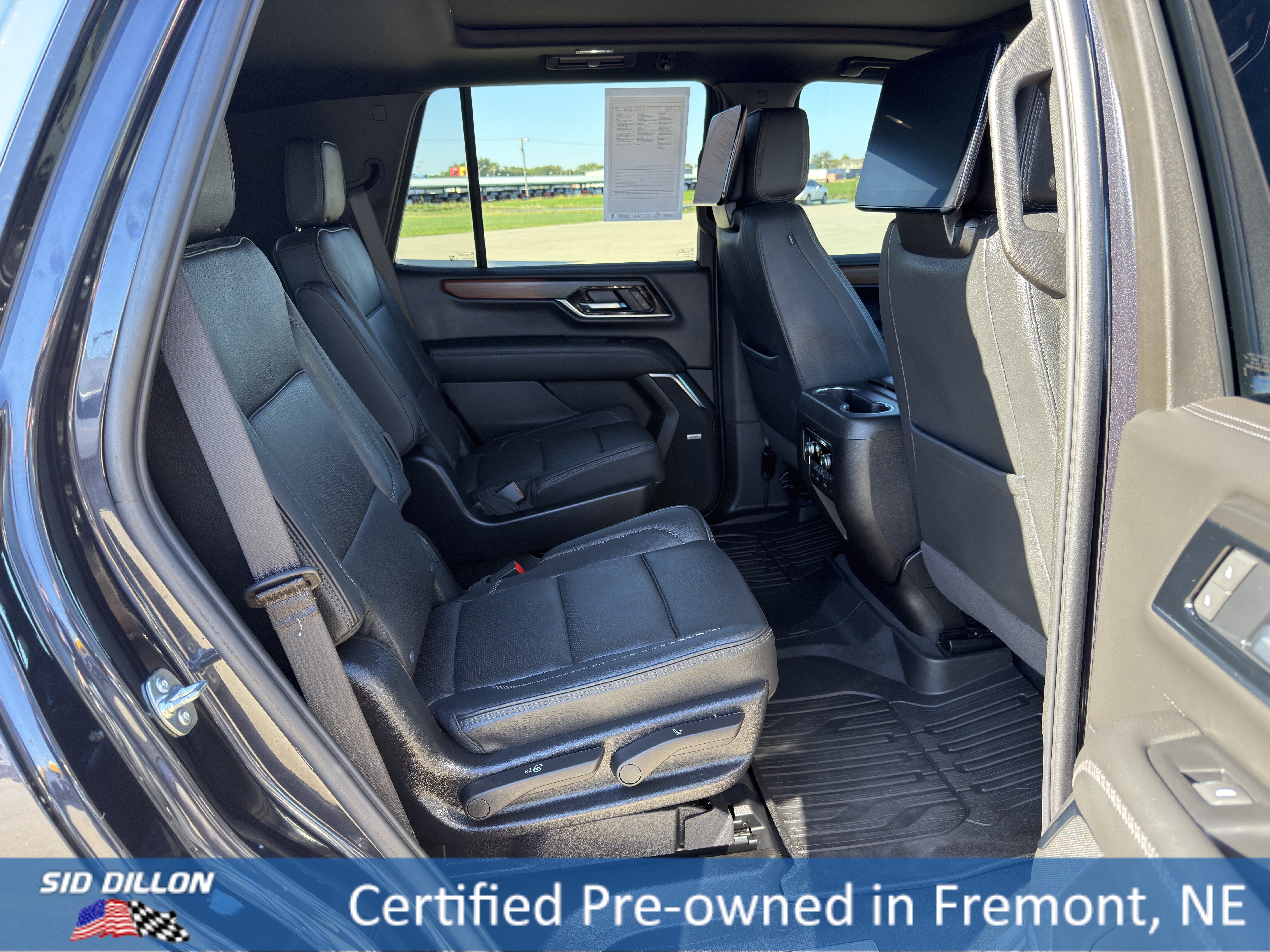 Certified 2025 GMC Yukon Denali w/ Denali Reserve Package AWD/4WD image 19