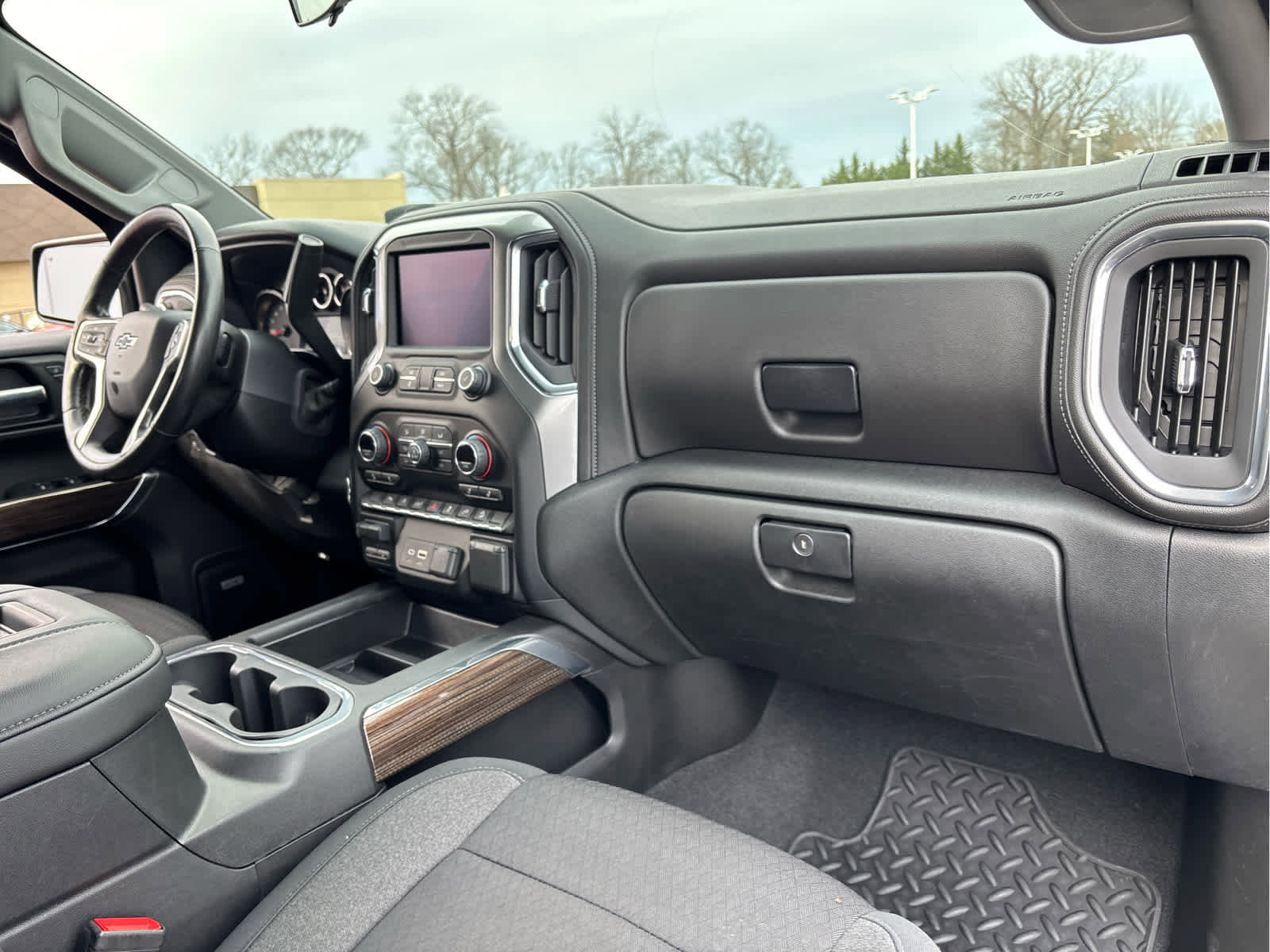 Used 2020 Chevrolet Silverado 1500 LT Trail Boss image 31