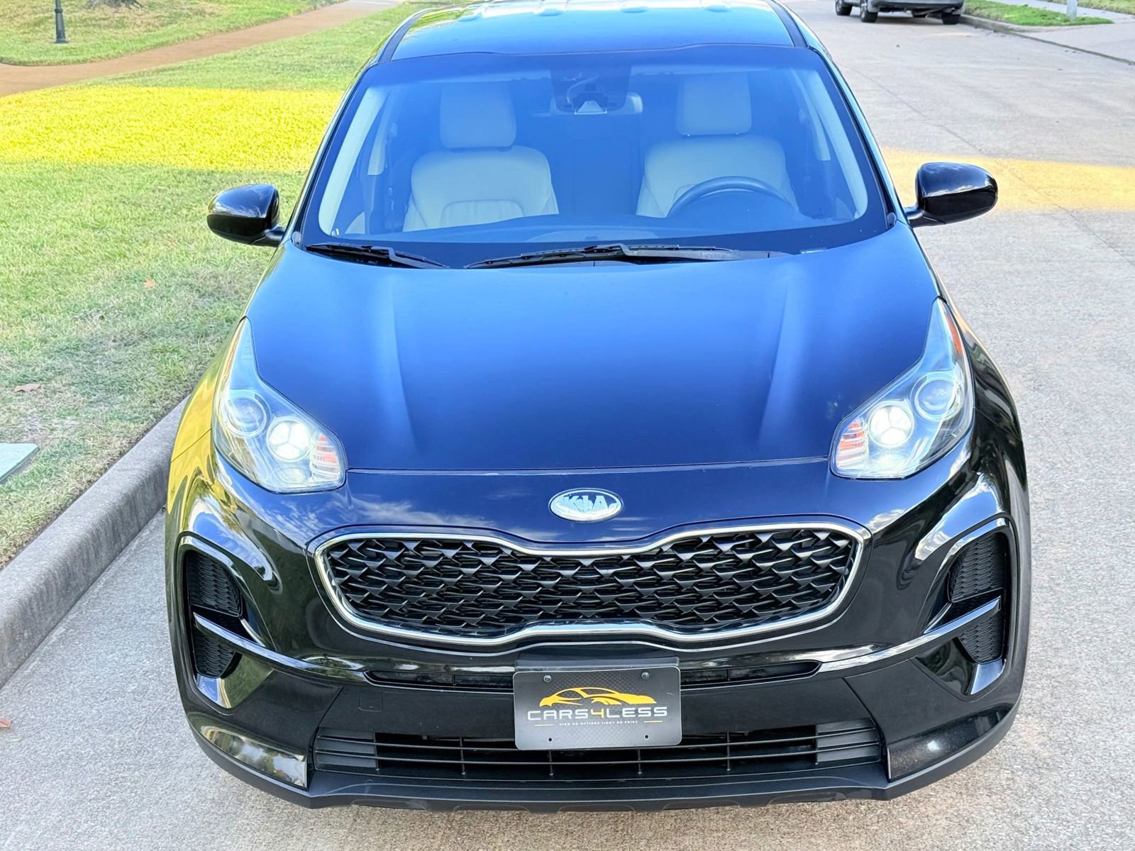 Used 2020 Kia Sportage LX image 7