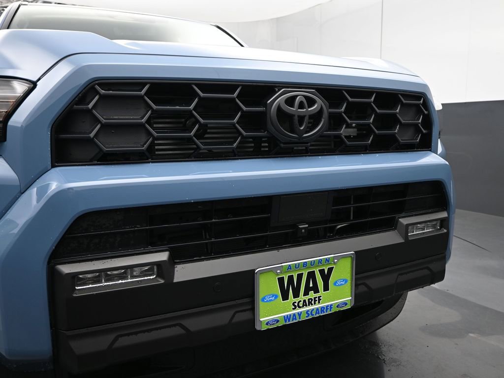 Used 2025 Toyota 4Runner TRD Off-Road Premium image 13