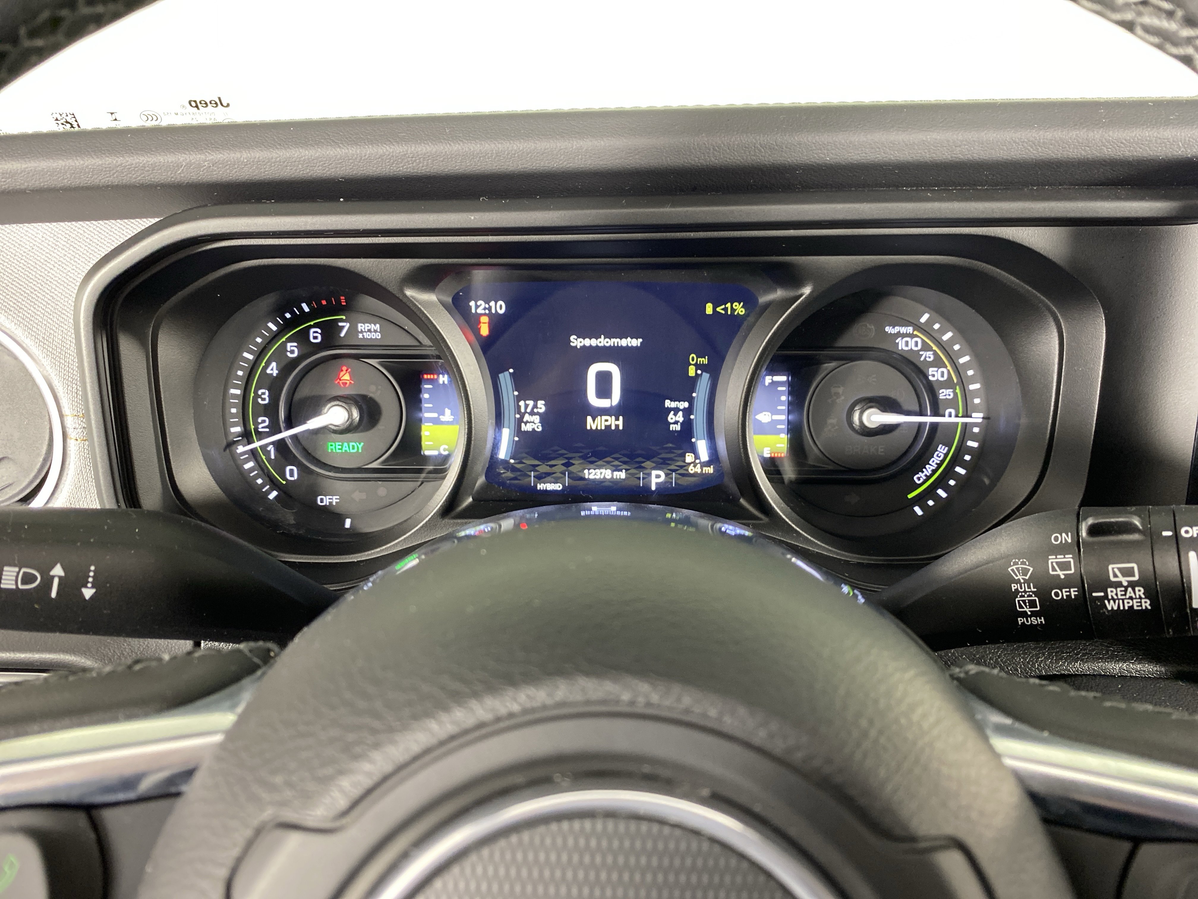 Used 2025 Jeep Wrangler Sahara image 21