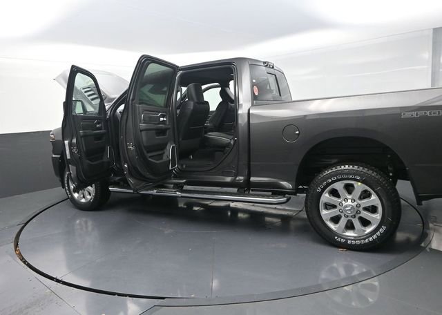 New 2026 RAM 2500 Laramie w/ Sport Appearance Package image 32