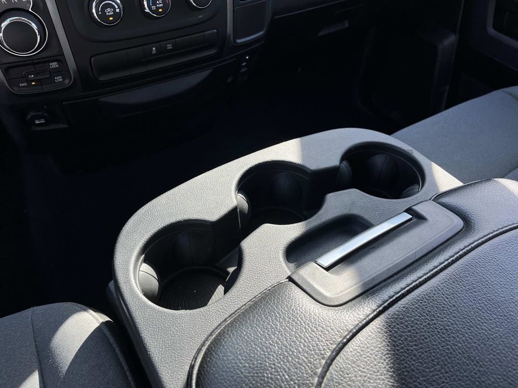 Used 2024 RAM 1500 Classic SLT image 31