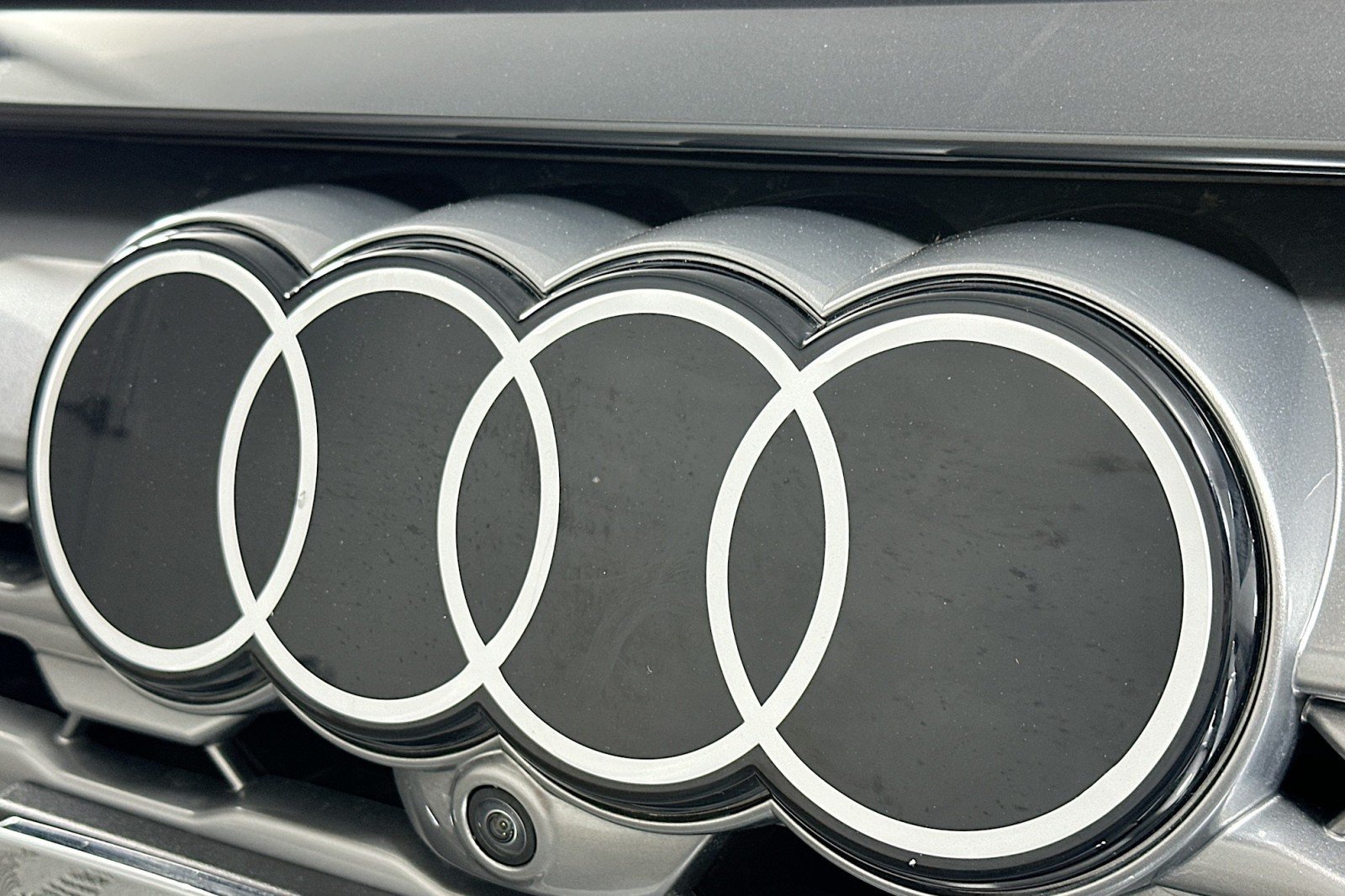Used 2024 Audi Q8 e-tron Premium Plus w/ Premium Plus Package AWD/4WD image 15