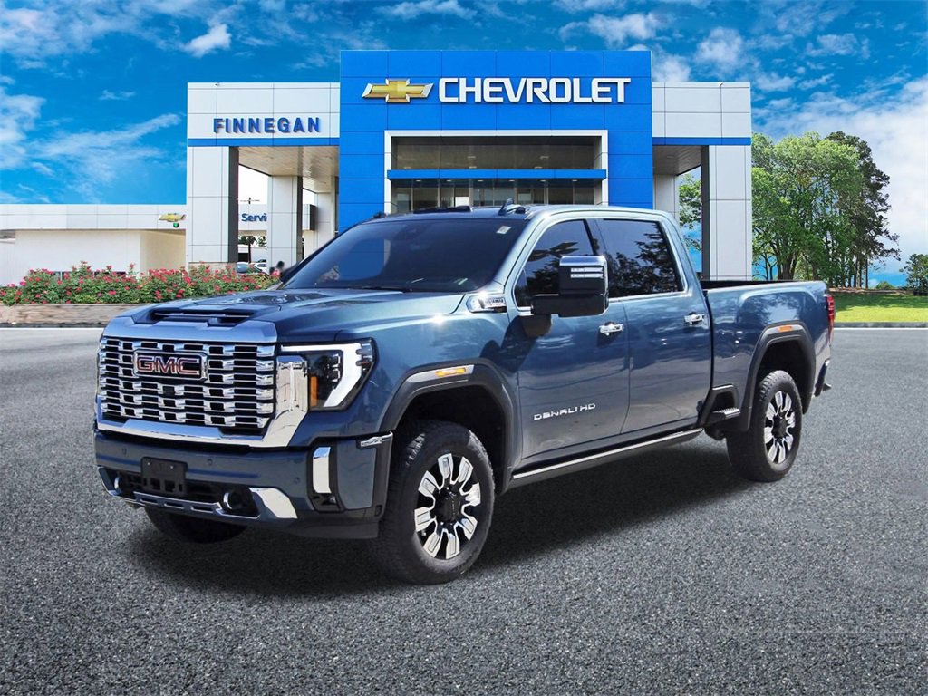 Used 2024 GMC Sierra 2500 Denali w/ Denali Reserve Package image 3