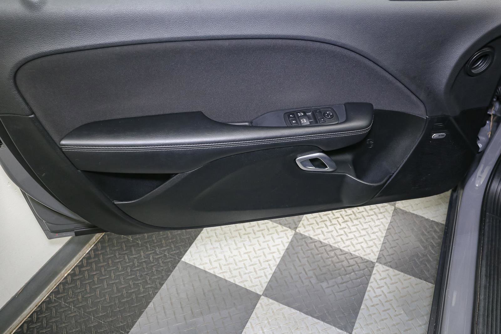 Used 2023 Dodge Challenger R/T Scat Pack image 40