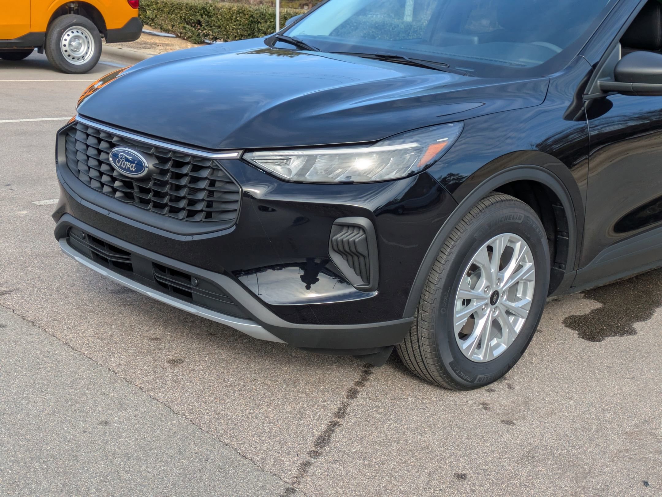 Certified 2025 Ford Escape Active image 10