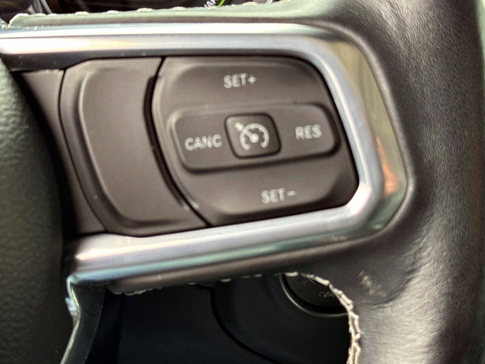 Used 2023 Jeep Wrangler Unlimited Sahara w/ Cold Weather Group image 16