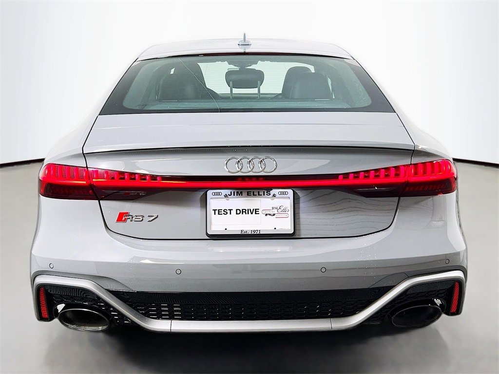 New 2026 Audi RS 7 Performance image 6