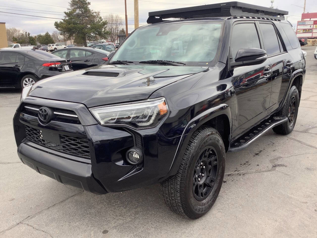 Used 2021 Toyota 4Runner Venture w/ Moonroof Package AWD/4WD image 16